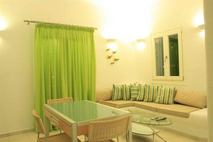 Apartment Nireas *