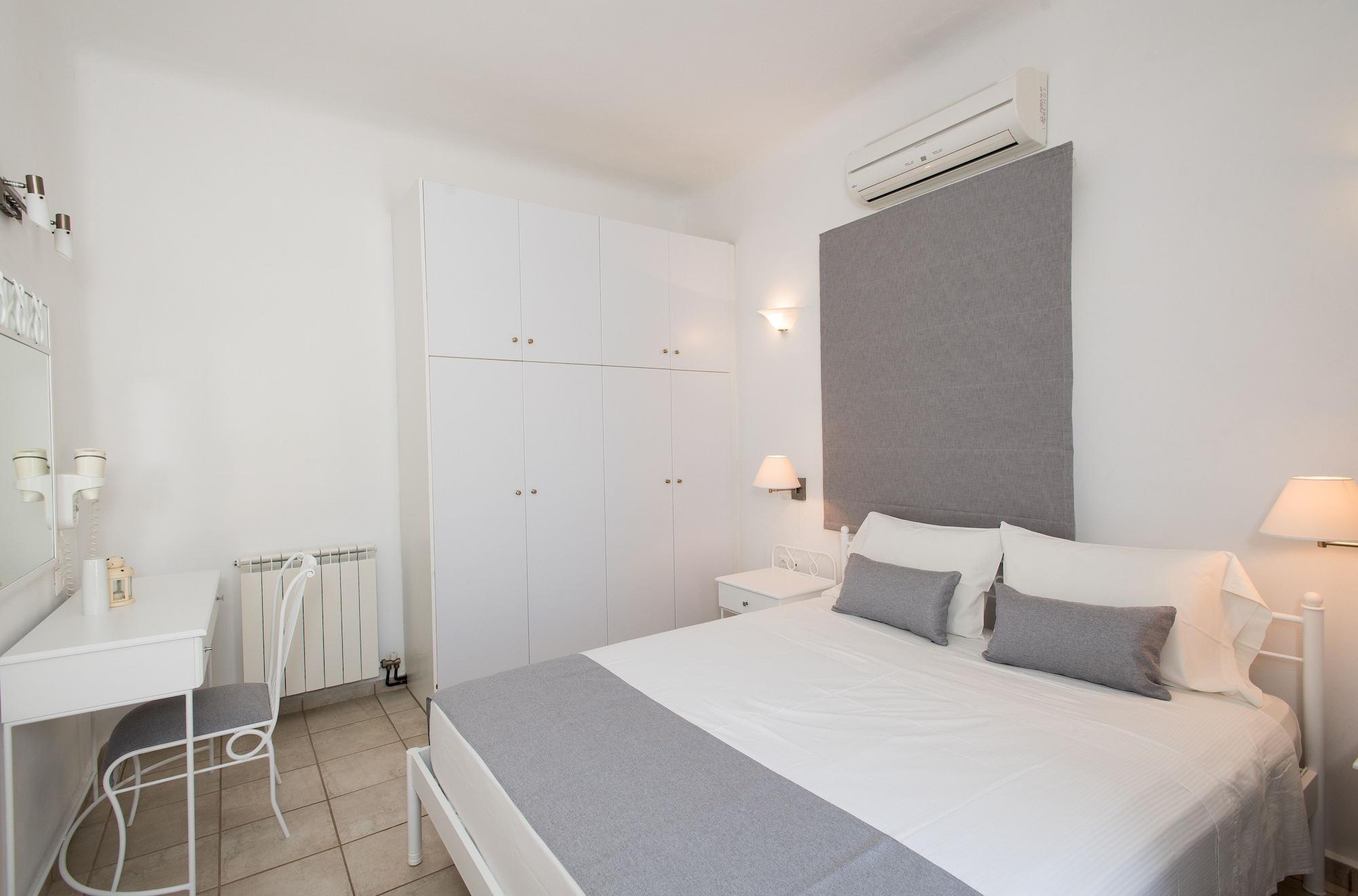 Nireas Apartment
